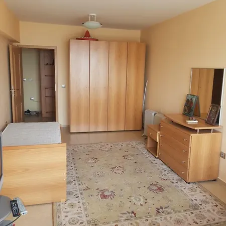 Апартаменты Apartments *